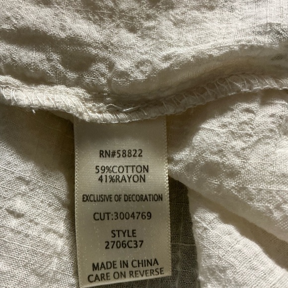 Max Studio Women Cream Puff Sleeve Blouse with Tie Front - Picture 5 of 6